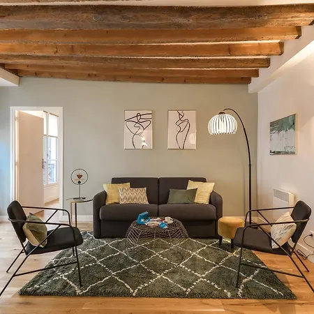 Avec 3 chambre Paris